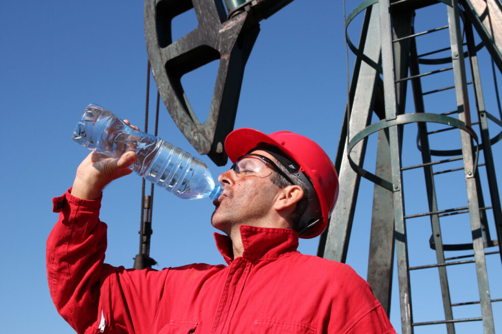 Hydration Strategies for Peak Sports Performance - CoachMePlus